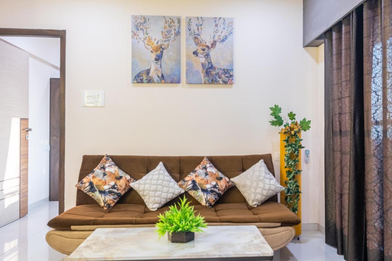Osi Apartments Bandra West Bombay Exterior foto