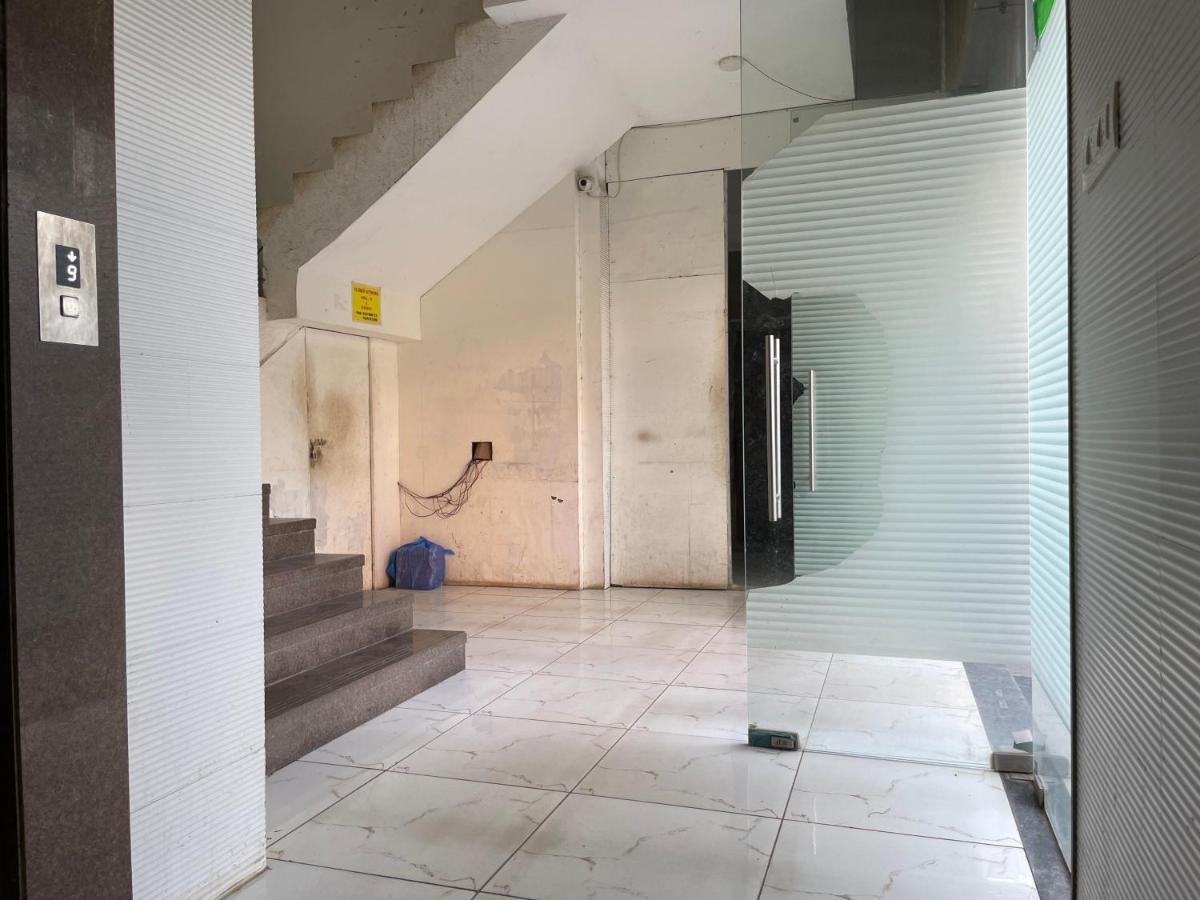 Osi Apartments Bandra West Bombay Exterior foto